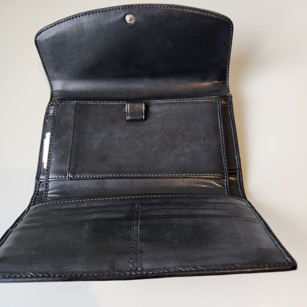 Coach Black and Cream Signature Wallet - Picture 4 of 9
